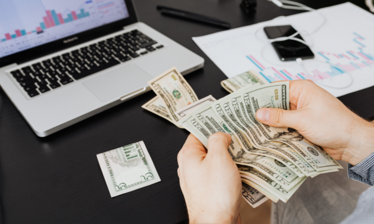 ما هي “المنتجات الرقمية” Digital products وكيف يمكن بيعها